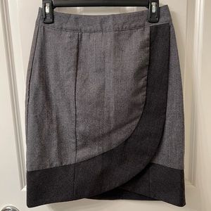 Handcut by Preloved Tulip Hem Wrap Skirt in Charcoal Gray Wool. Size 13.5”/4.